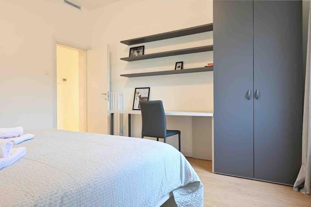 -Free Parking & Wifi- 10 Minuti Dal Centro Apartment Padova Luaran gambar