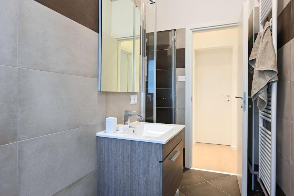 -Free Parking & Wifi- 10 Minuti Dal Centro Apartment Padova Luaran gambar